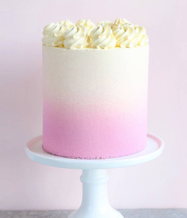 Deeply Dippy Macaroon Velvet Cake